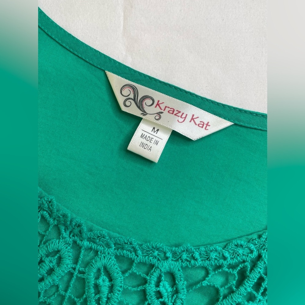 Krazy Kat Green Tunic Embroidered Fringe Hem Size Medium - Picture 3 of 7